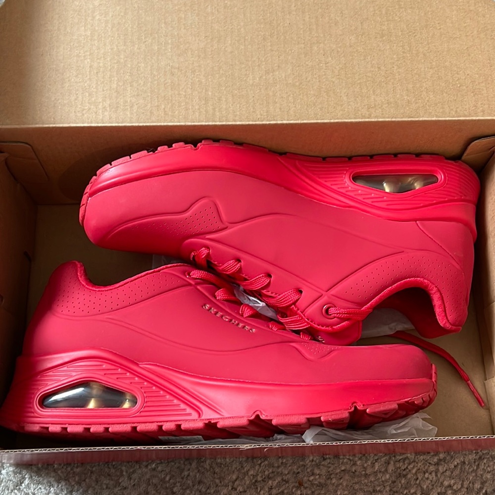 Skecher Stand On Air-Red